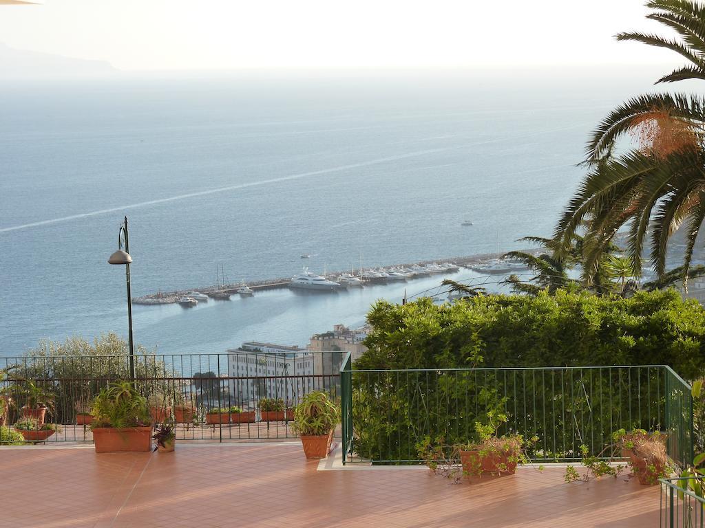 Casa Di Erminia Bed & Breakfast Naples Exterior photo